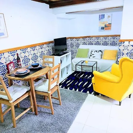 Authentic Portuguese Home- Alfama Lissabon