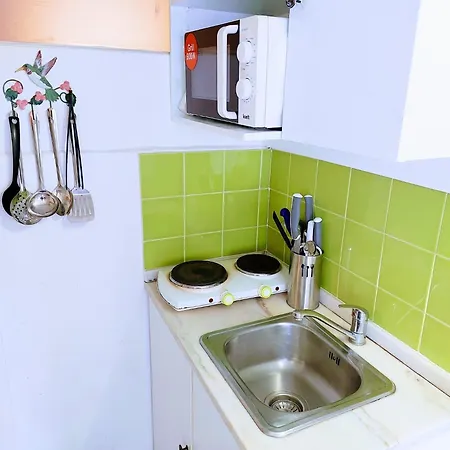 Authentic Portuguese Home- Alfama Apartment *