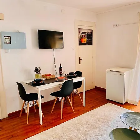 Authentic Portuguese Home- Alfama