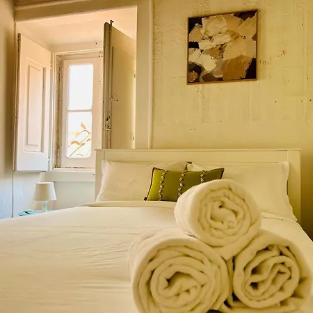 Apartment Authentic Portuguese Home- Alfama Lissabon