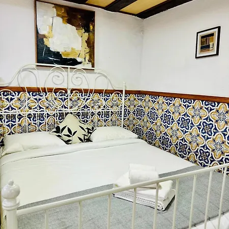Authentic Portuguese Home- Alfama Apartment Lissabon