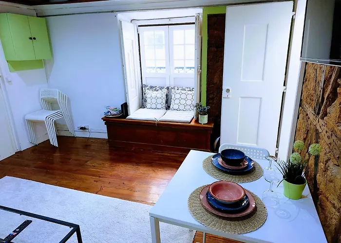 Authentic Portuguese Home- Alfama Апартаменти *