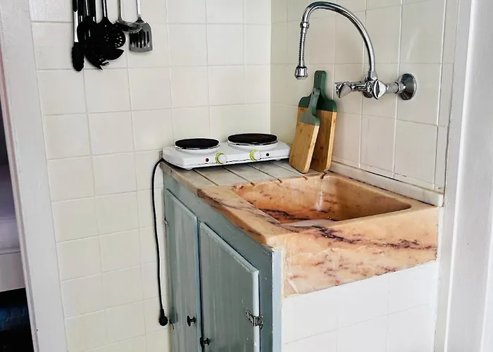 Authentic Portuguese Home- Alfama *