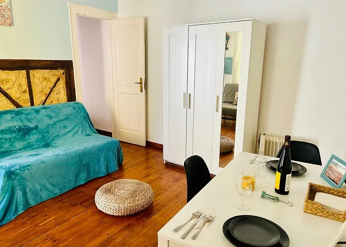 Authentic Portuguese Home- Alfama Апартаменти Лісабон