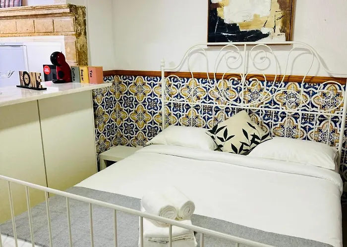 Апартаменти Authentic Portuguese Home- Alfama Лісабон