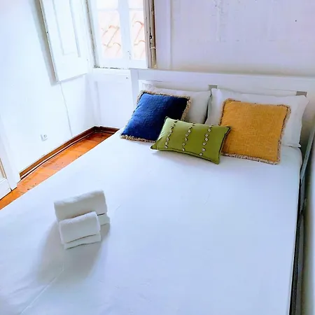 Authentic Portuguese Home- Alfama * 리스본