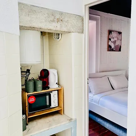 Authentic Portuguese Home- Alfama *