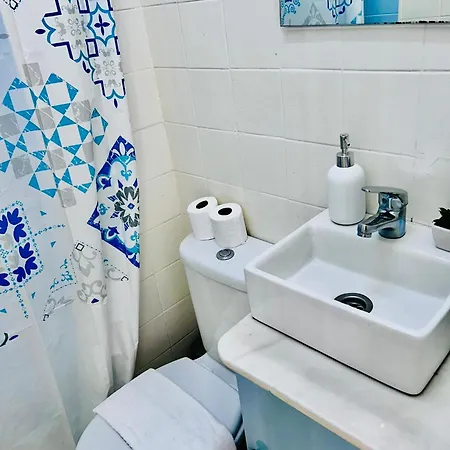 아파트 Authentic Portuguese Home- Alfama 리스본